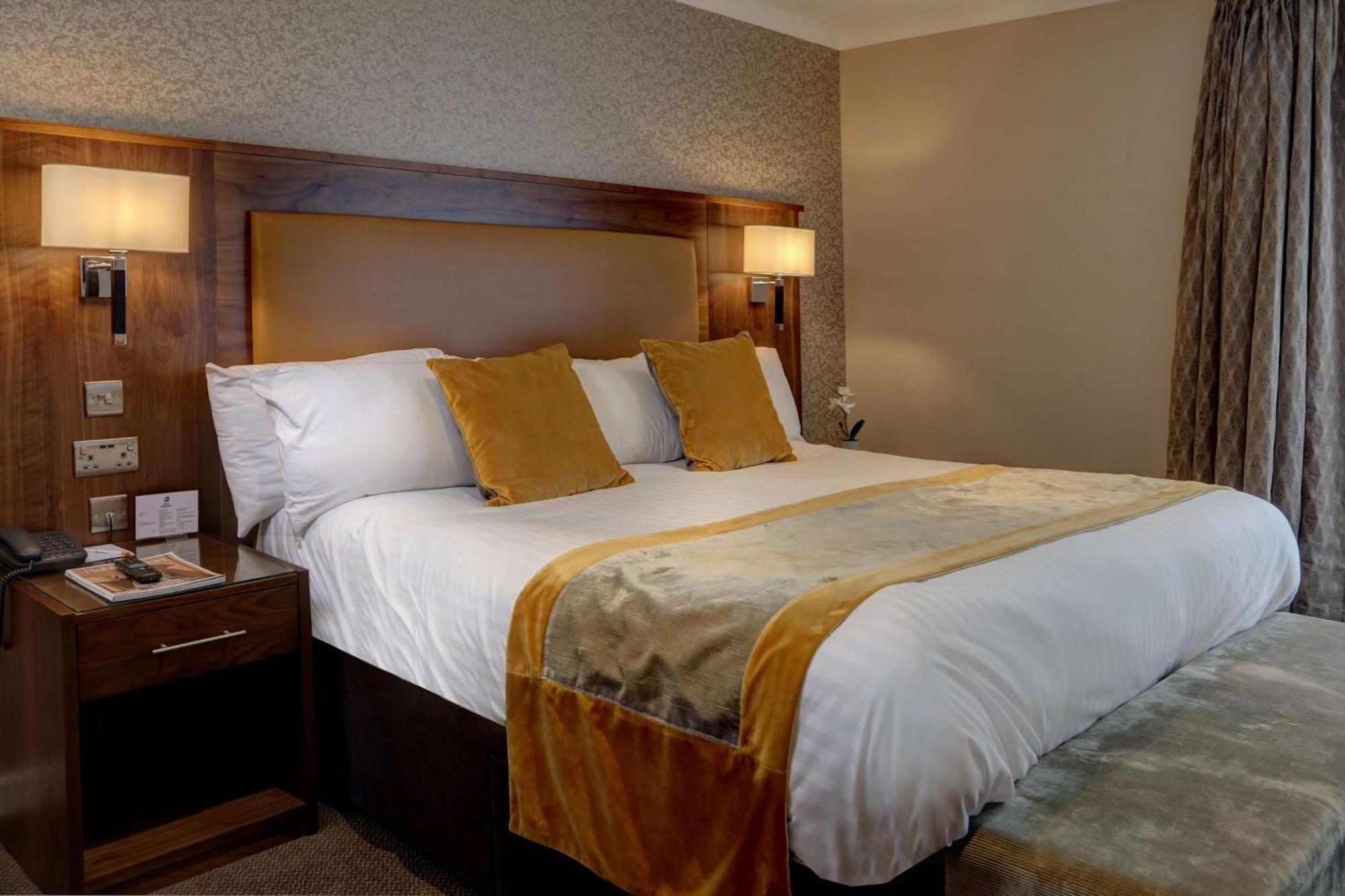 Invercarse Dundee, Bw Signature Collection 4*