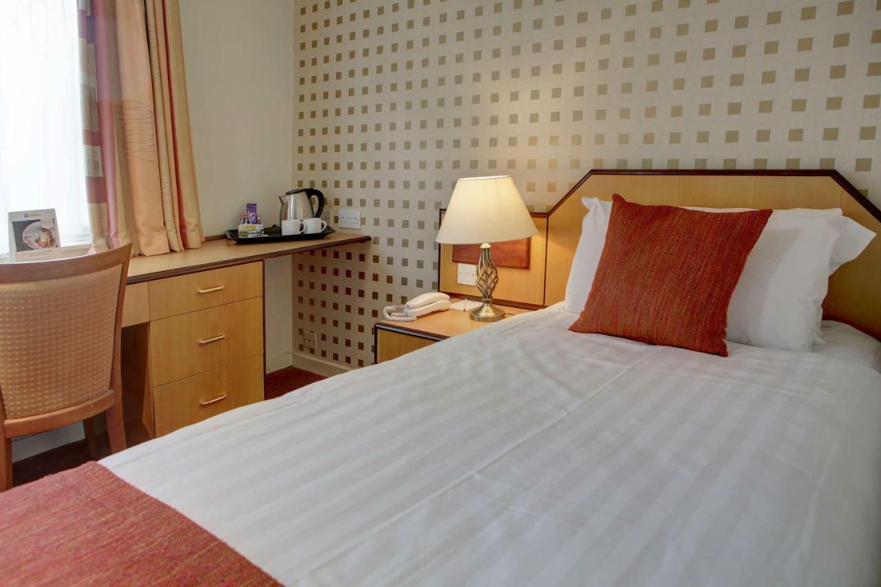 Invercarse Dundee, Bw Signature Collection 4*
